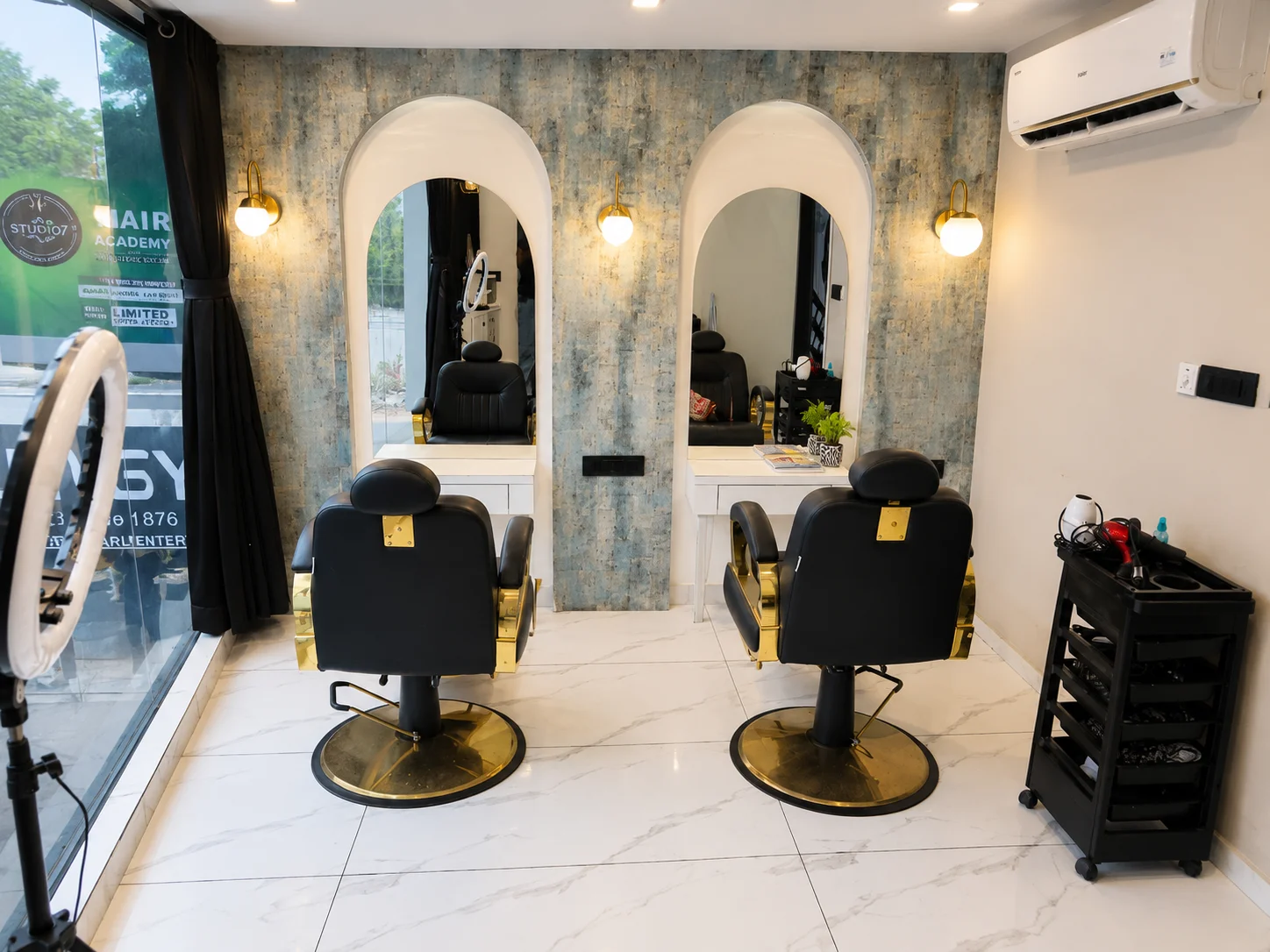 Men haircut and grooming at Studieo7 Thalambur